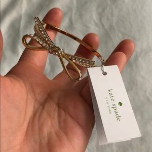 Kate Spade Tied Up Pave Bow Bangle, Gold